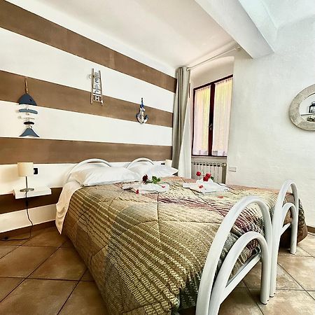 ריומאג'ורה Ubetty Village Center Two-Bedrooms Apartment 5Terreparco מראה חיצוני תמונה
