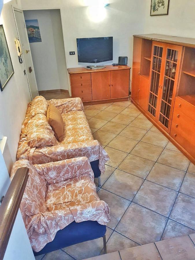 ריומאג'ורה Ubetty Village Center Two-Bedrooms Apartment 5Terreparco מראה חיצוני תמונה
