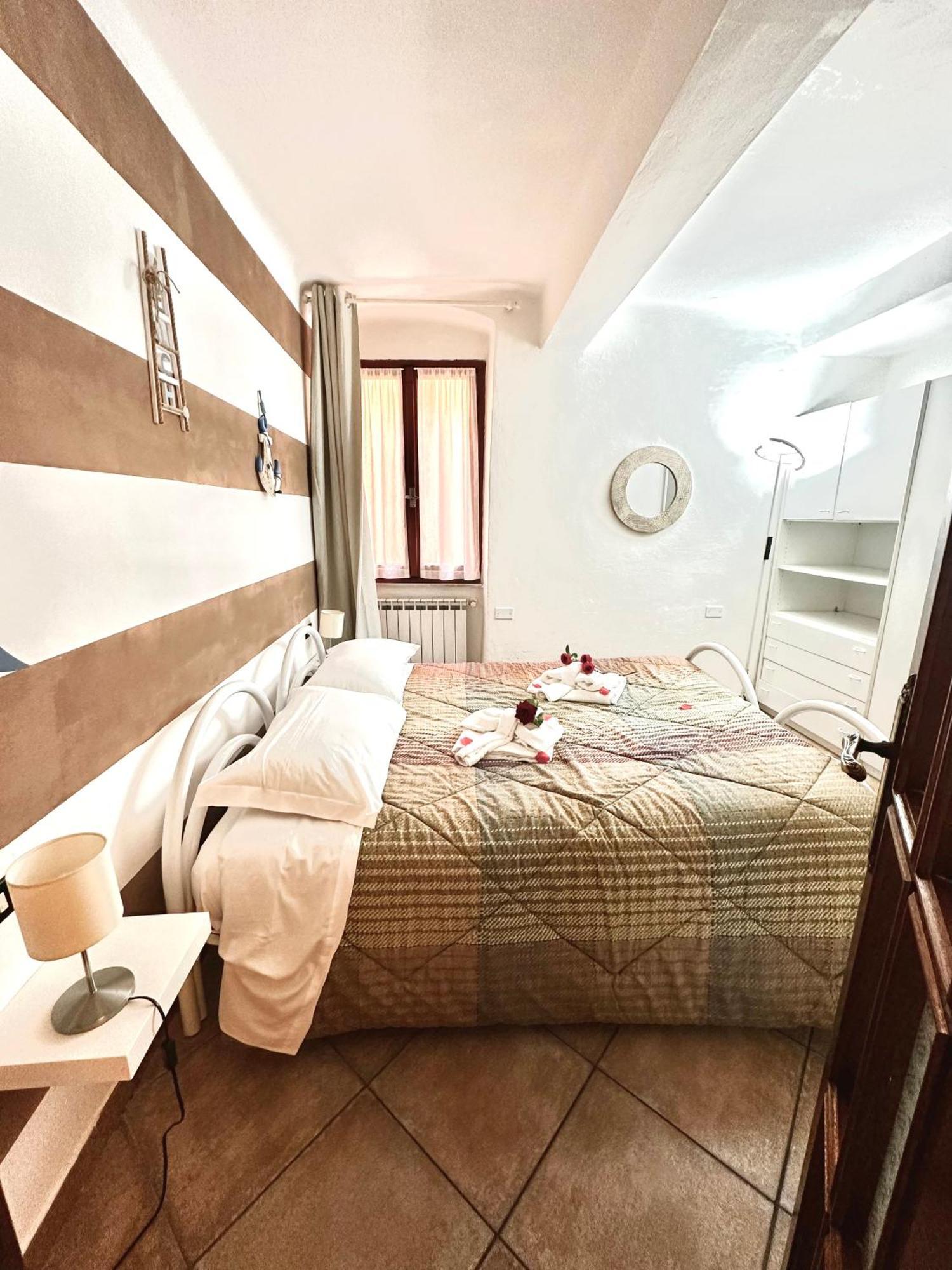 ריומאג'ורה Ubetty Village Center Two-Bedrooms Apartment 5Terreparco מראה חיצוני תמונה
